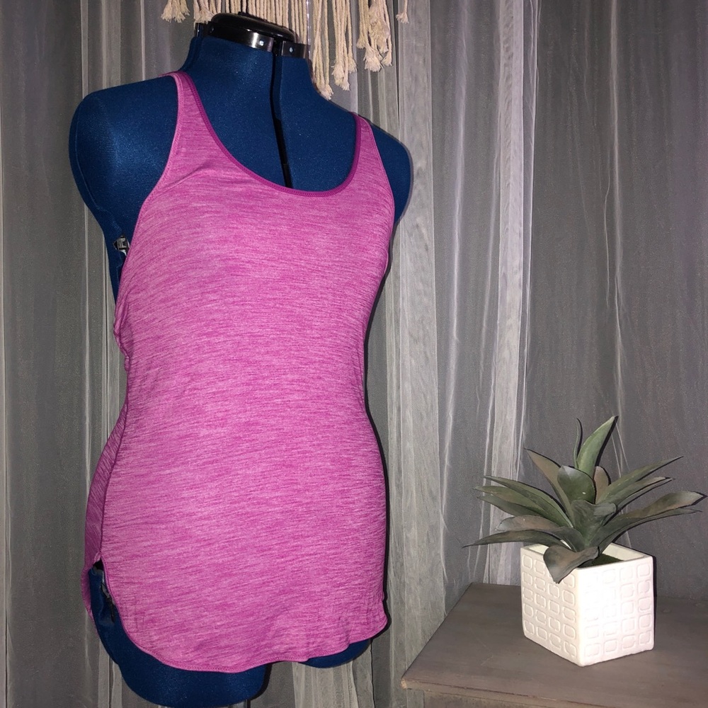 Fuchsia lululemon Singlet - Like New!